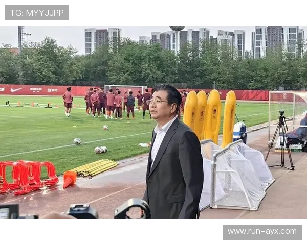 中国足球球星代言的品牌背后故事与市场影响力深度解析 中国足球球星代言的品牌背后故事与市场影响力深度解析