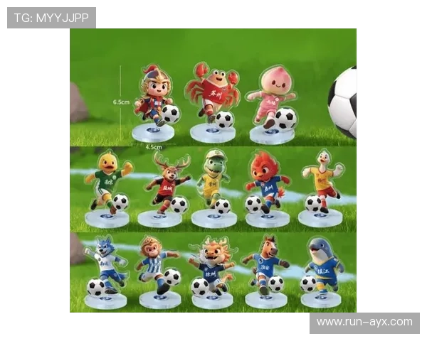 足球盲盒惊喜开拆 卡莱莱球星卡带你畅游绿茵场